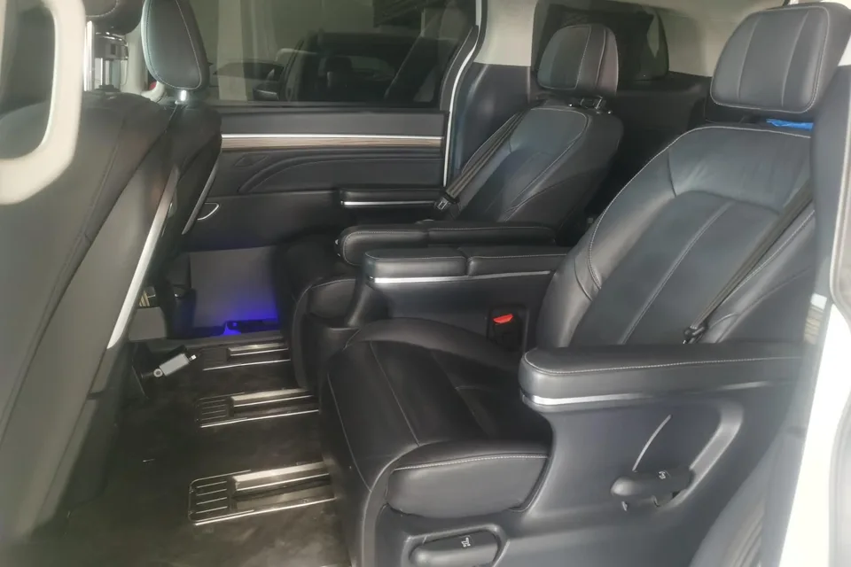 GAC Trumpchi M8 Trumpchi M8 2023 Lingxiu Series 390T Premium Edition 2023 — миниатюра 2