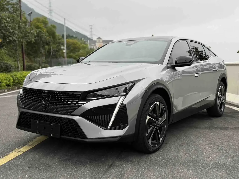 Peugeot 408X 2023