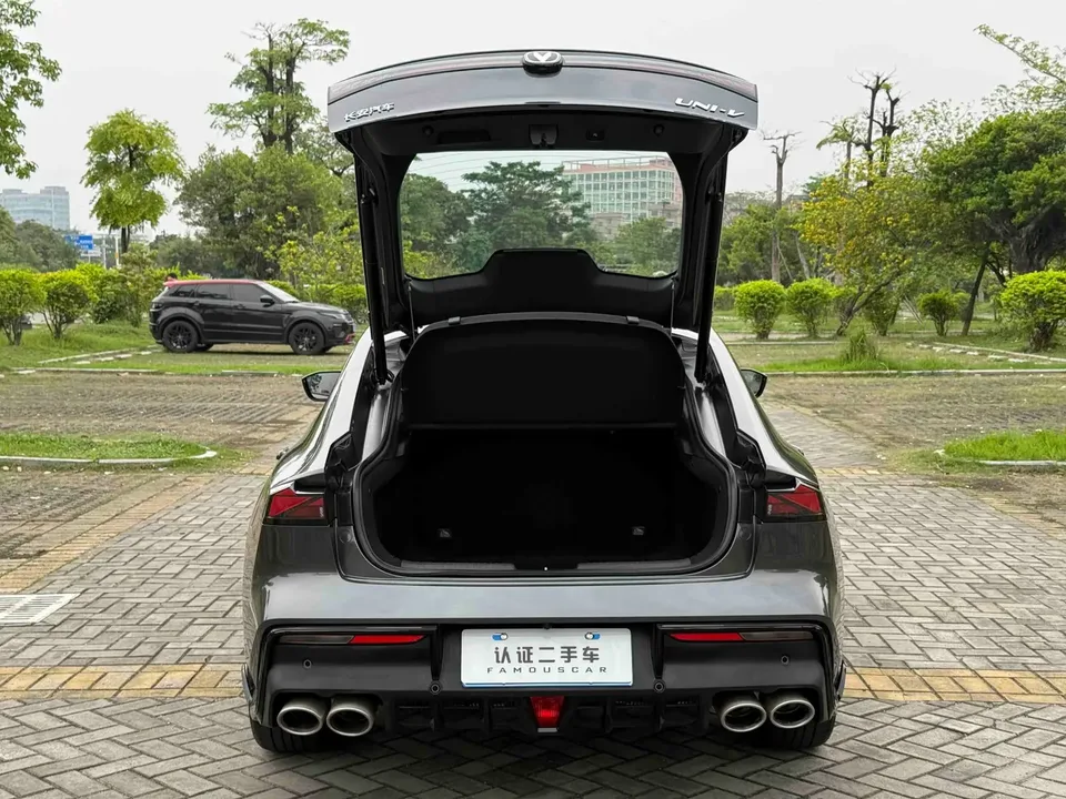 Changan UNI-V 1.5T Sports Edition 2023 — миниатюра 3