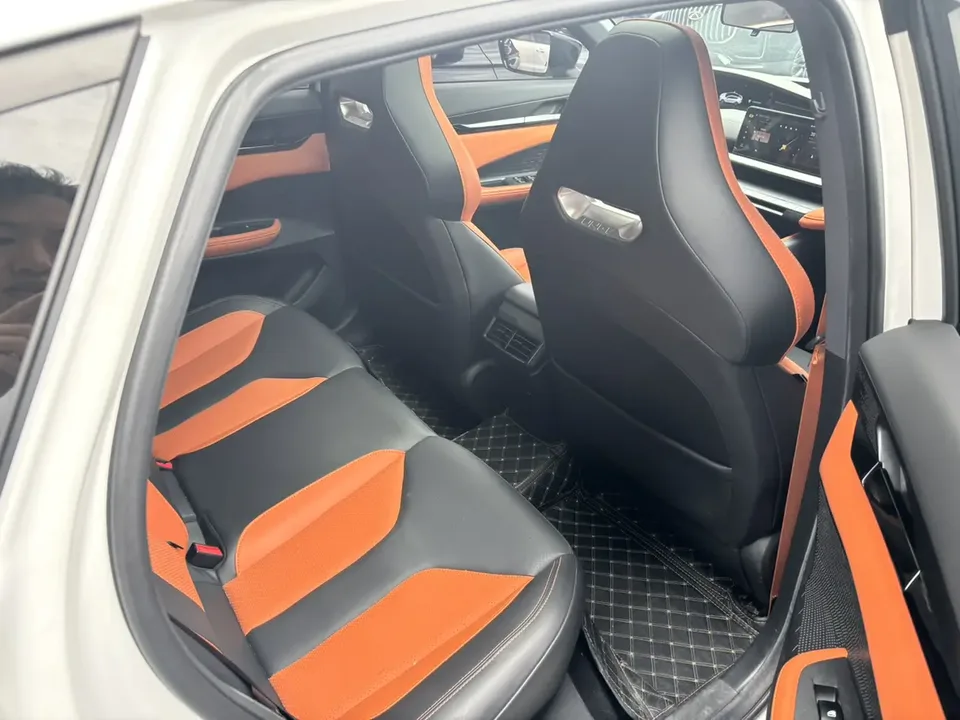 Changan UNI-V Changan UNI-V 2023 1.5T Sports Edition 2023 — thumbnail 4