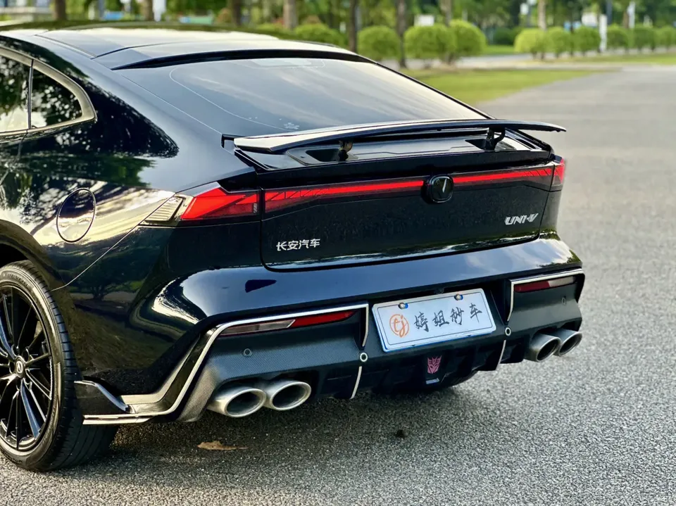 Changan UNI-V Changan UNI-V 2023 1.5T Sports Edition 2023 — thumbnail 3