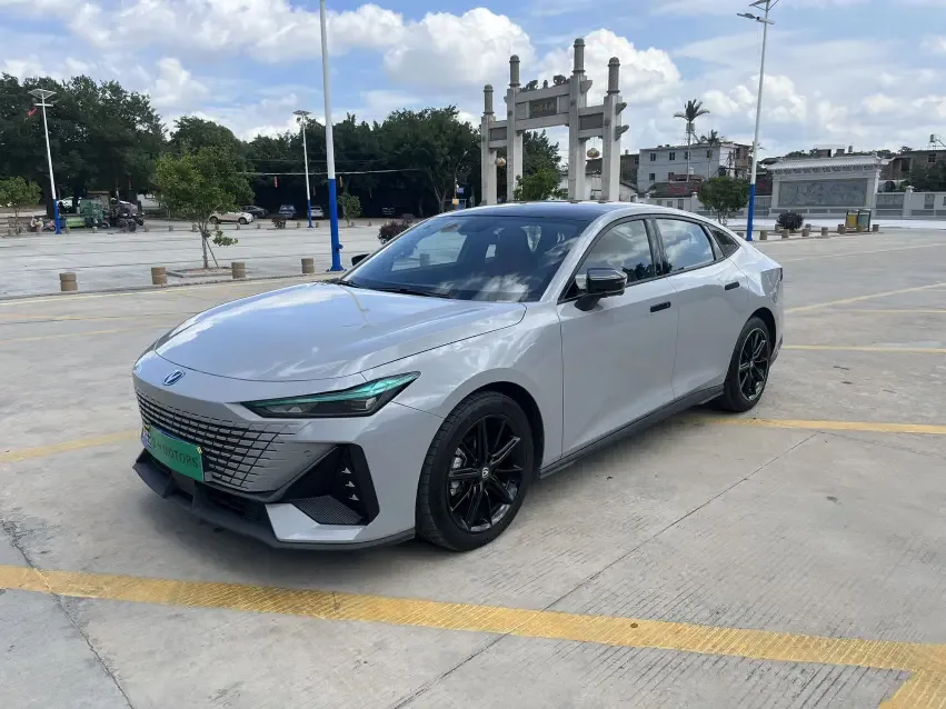 Changan UNI-V 2022