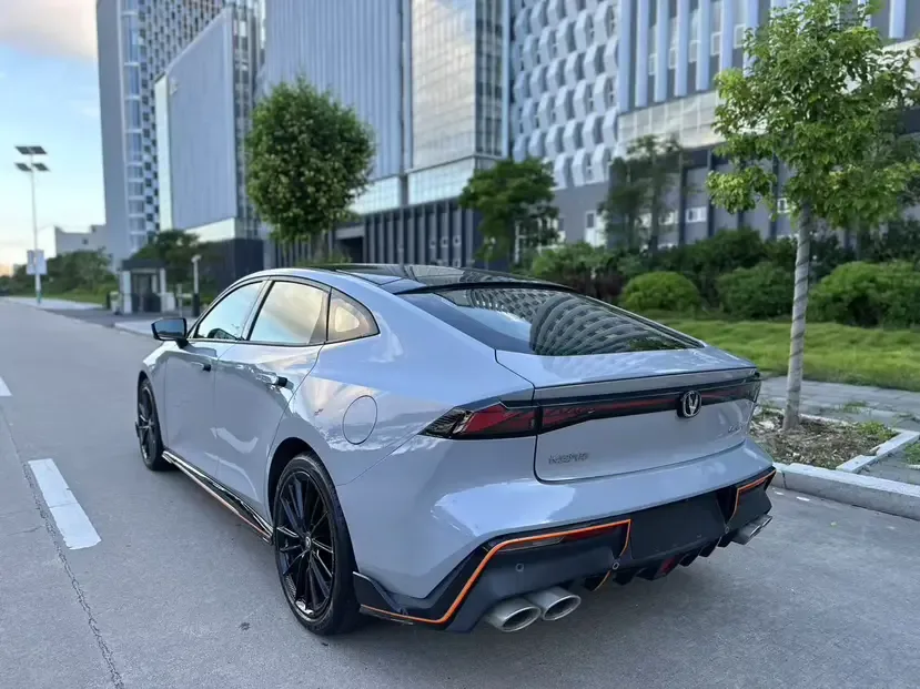 Changan UNI-V 1.5T Sports Edition 2022 — миниатюра 4