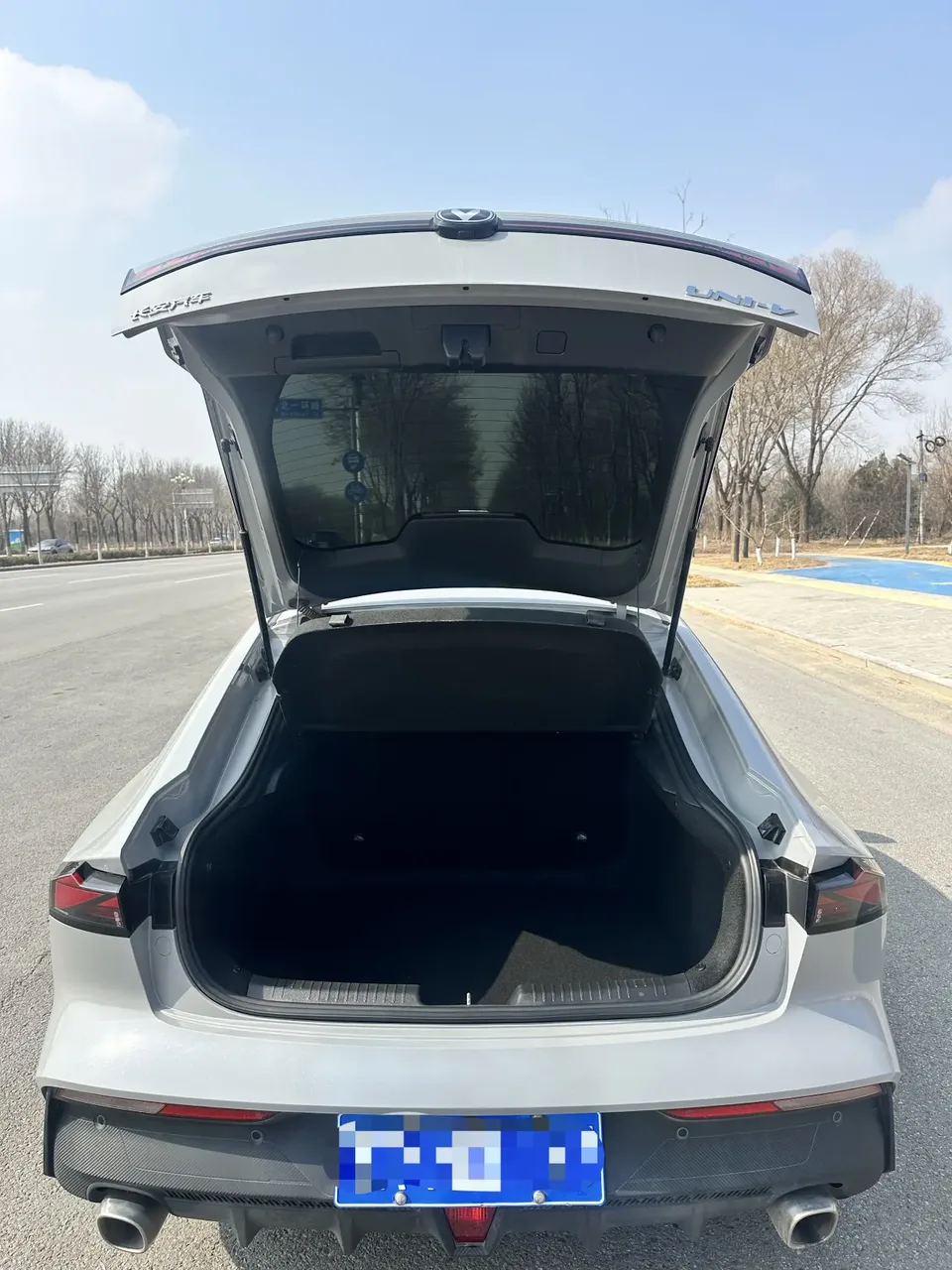 Changan UNI-V 1.5T Excellence Edition 2023 — миниатюра 3