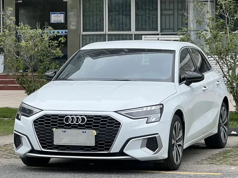Audi A3 Sportback 35 TFSI Enterprising and Elegant Model 2022 — фото 1, купить с доставкой в Москву
