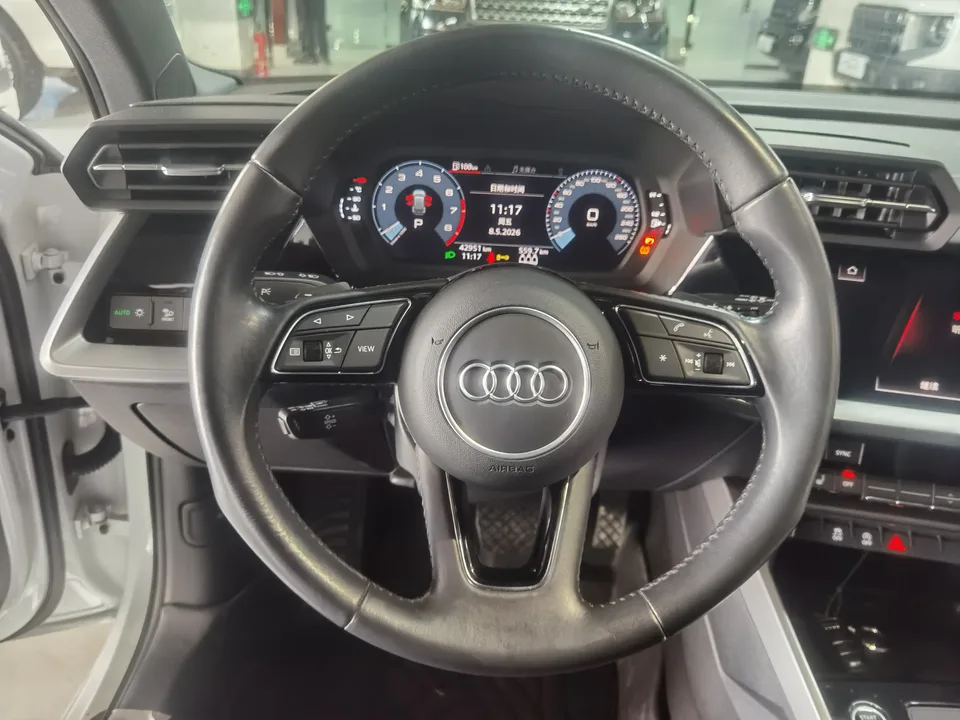 Audi A3 A3 2021 Sportback 35 TFSI Aggressive Sports Edition 2022 — thumbnail 3