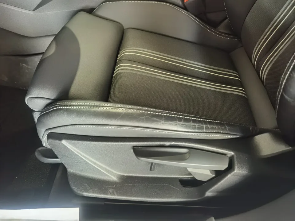 Audi A3 A3 2021 Sportback 35 TFSI Aggressive Sports Edition 2022 — thumbnail 4