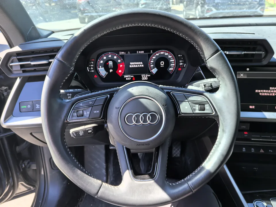 Audi A3 Sportback 35 TFSI stylish and sporty 2022 — миниатюра 4
