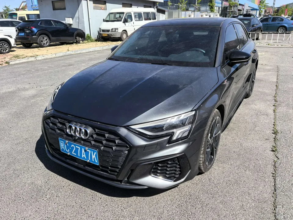 Audi A3 Sportback 35 TFSI stylish and sporty 2022 — фото 1, купить с доставкой в Москву