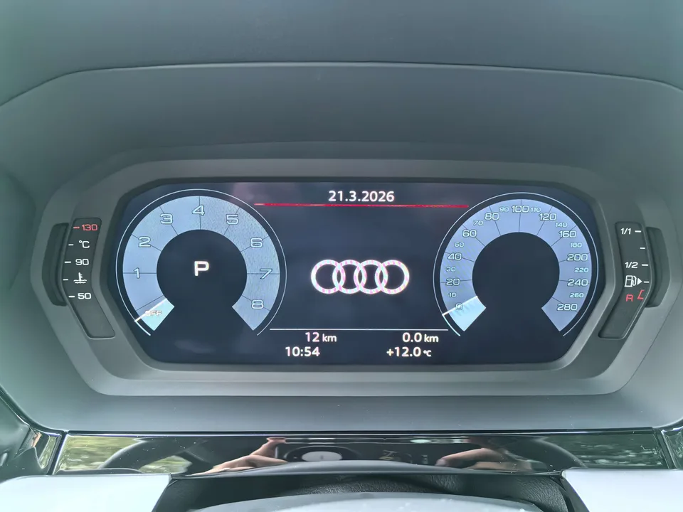 Audi A3 Audi A3 2025 A3L Limousine 35 TFSI Flying Spur Premium Edition 2026 — миниатюра 3