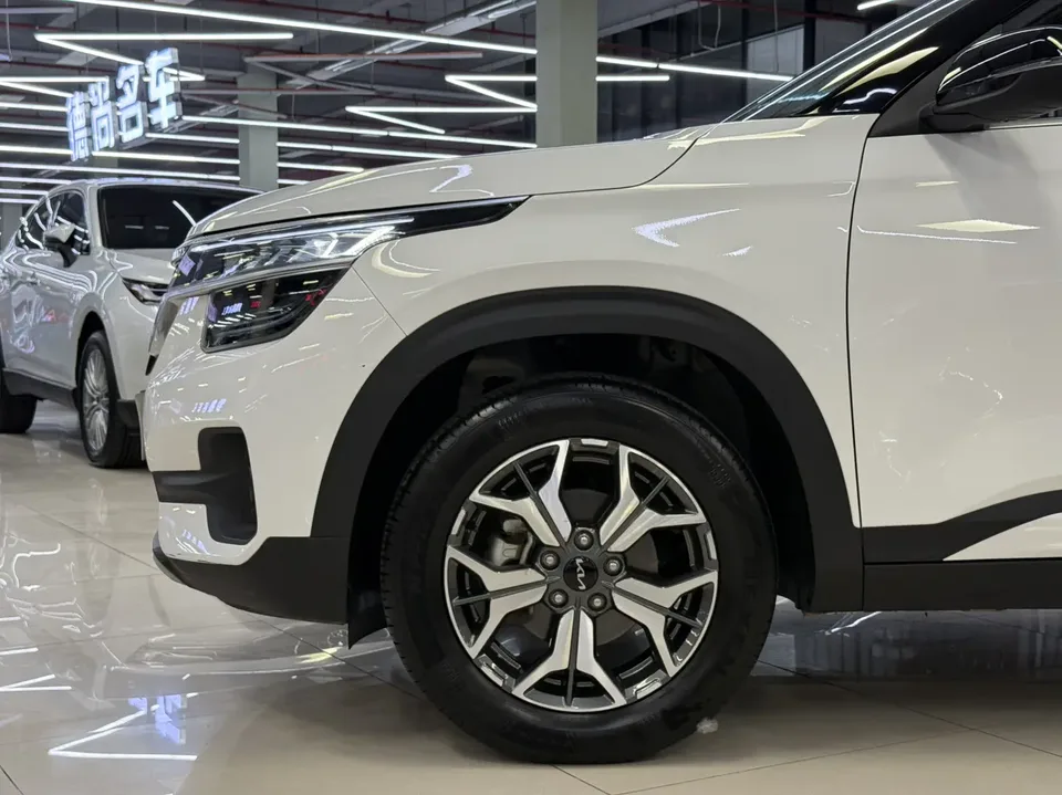 Kia Run proudly Run proudly 2021 AOPAO 1.5L CVT New Edition 2022 — thumbnail 3