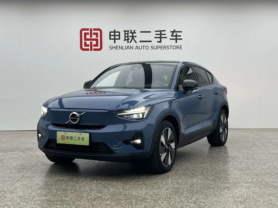 Volvo C40 EV 2024