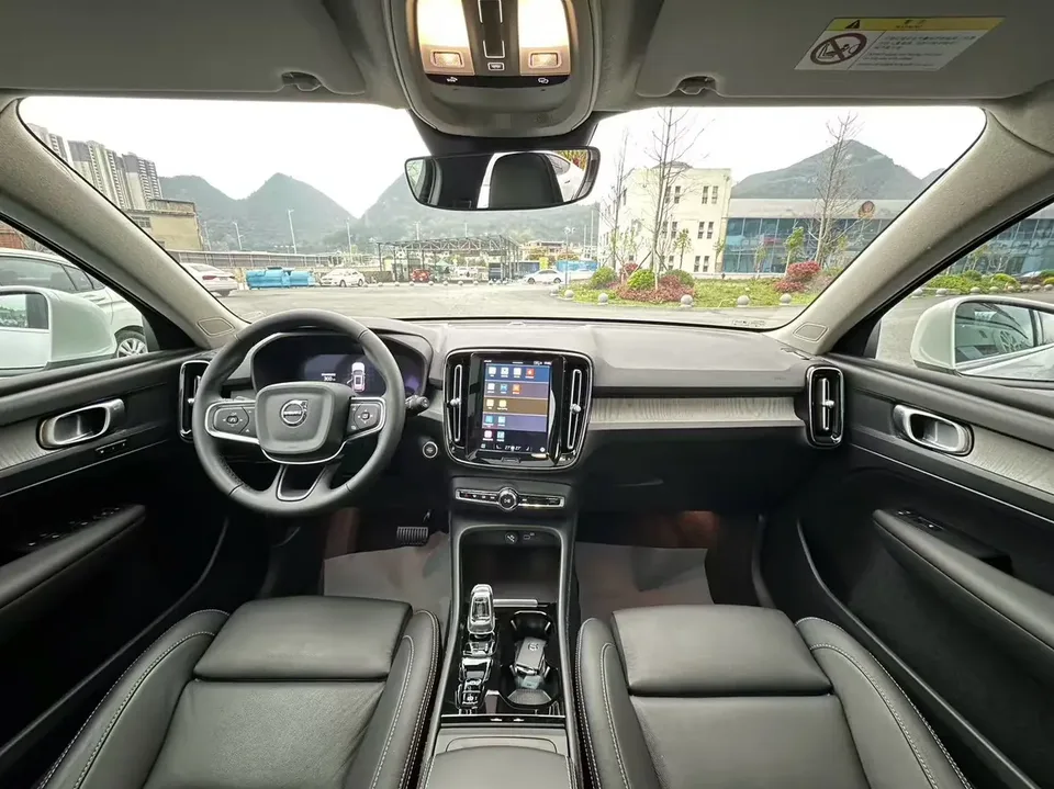 Volvo XC40 Volvo XC40 2024 B4 four-wheel drive Zhiyuan luxury version 2024 — миниатюра 5