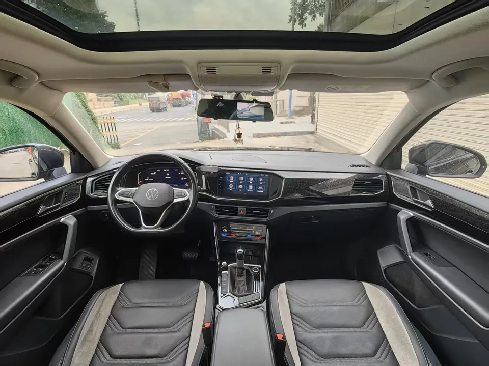 Volkswagen Tayron GTE Tanyue GTE 2022 luxury model 2022 — миниатюра 3