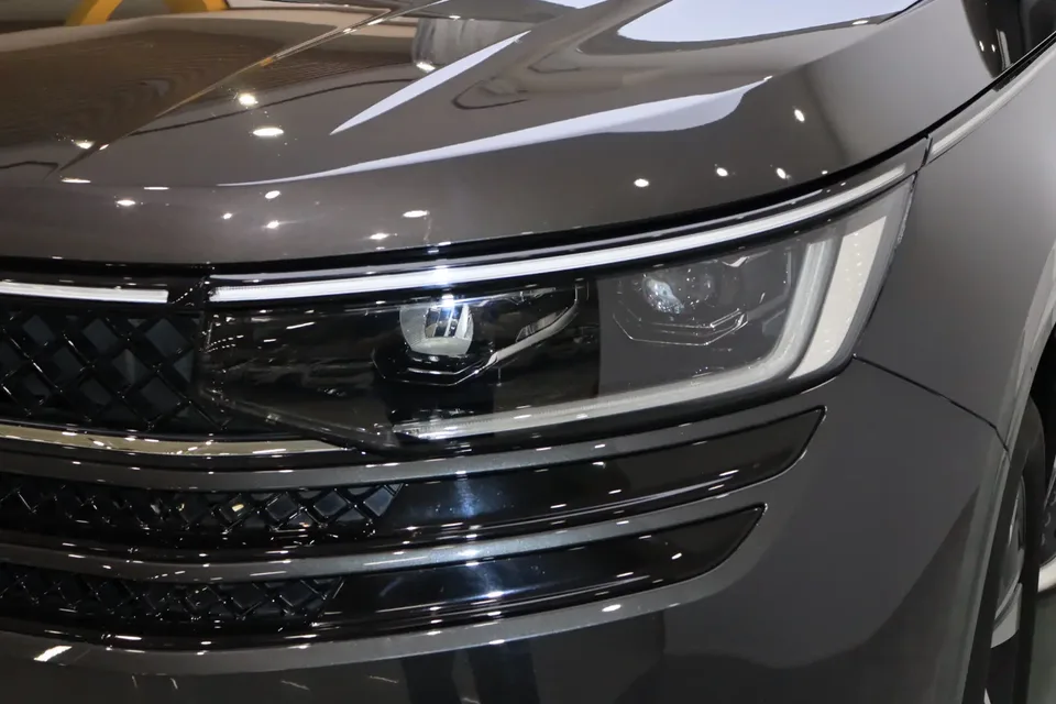 Volkswagen Patrol 2024 Lanxun 380TSI 4WD R-line Touring Edition 2024 — миниатюра 4