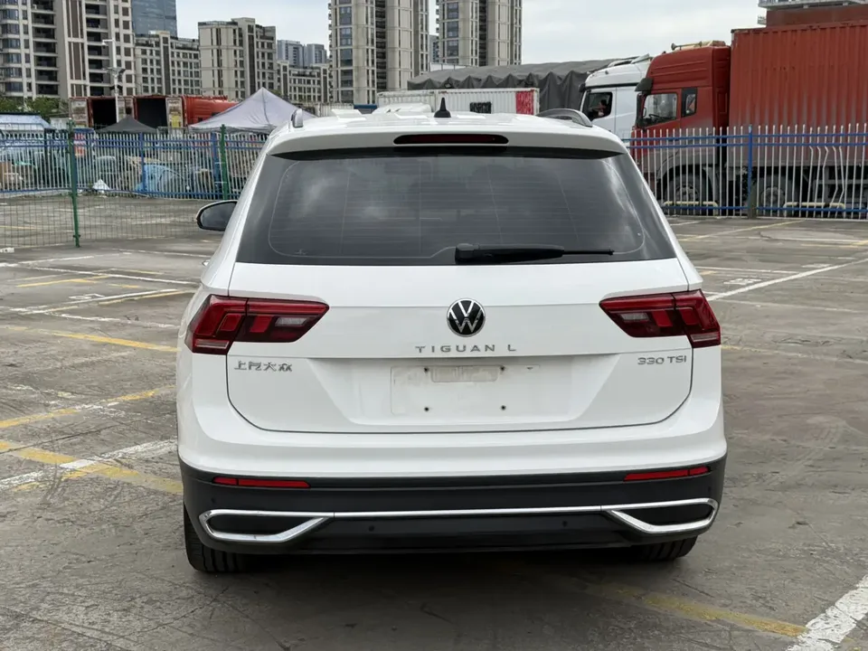 Volkswagen Tiguan L Tiguan L 2022 330TSI Automatic 2WD Comfort Edition 2022 — миниатюра 2