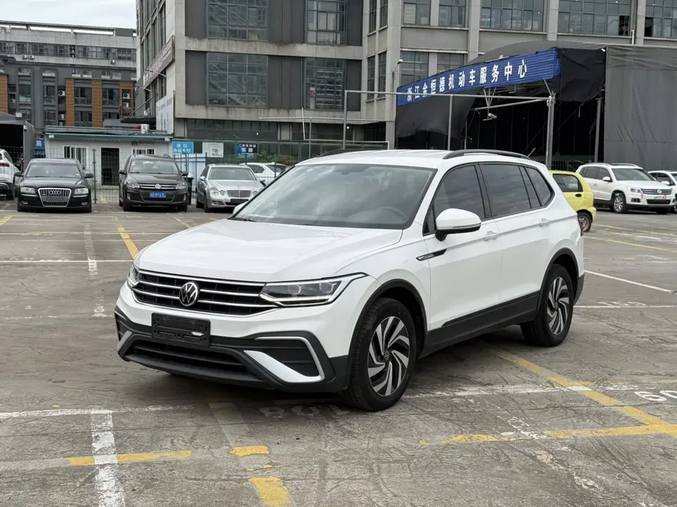 Volkswagen Tiguan L 2022