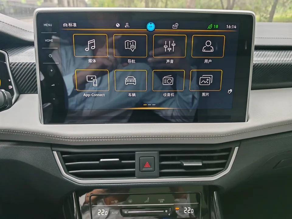 Volkswagen Tayron 300TSI 2WD Luxury Plus Advanced Edition 2024 — миниатюра 5