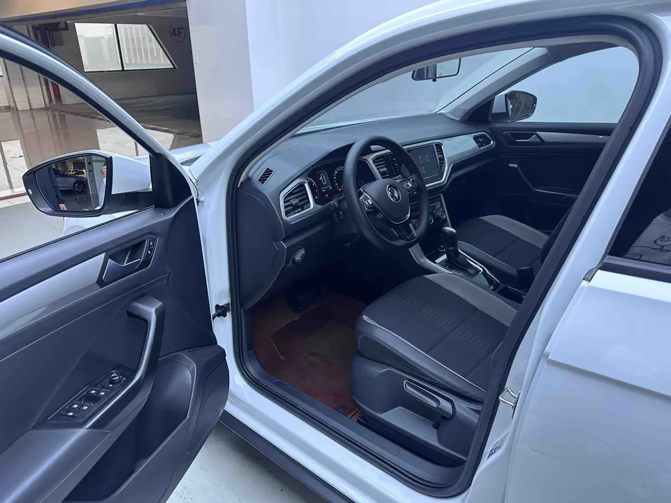Volkswagen T-Roc Tanyue 280TSI DSG 2WD Elite PLUS 2022 — миниатюра 5