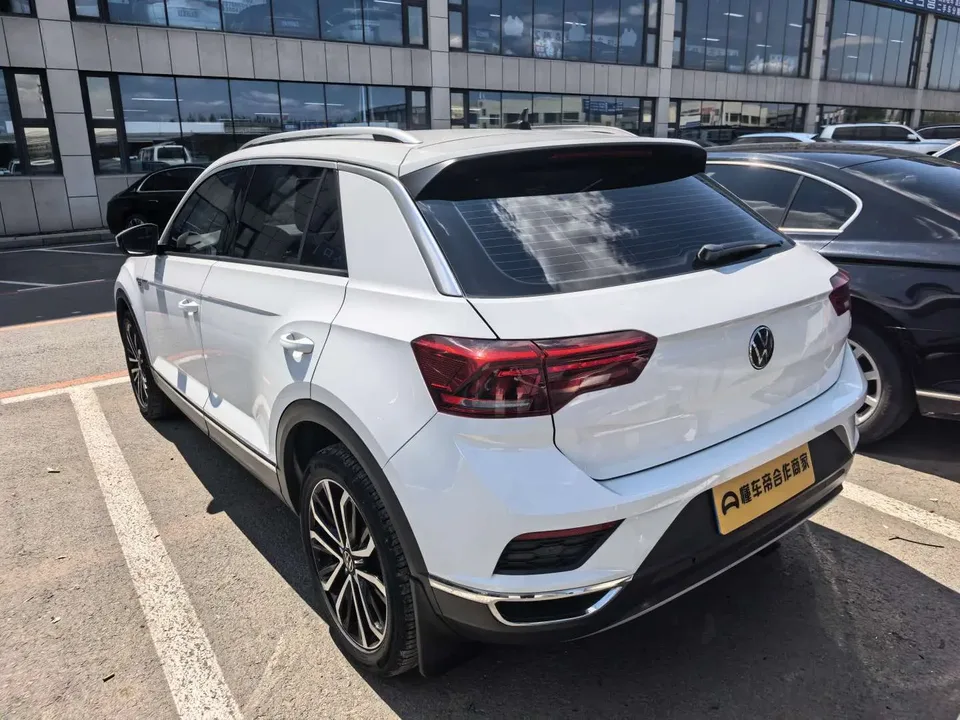 Volkswagen T-Roc Tange 280TSI DSG two-wheel drive comfort PLUS 2022 — миниатюра 4