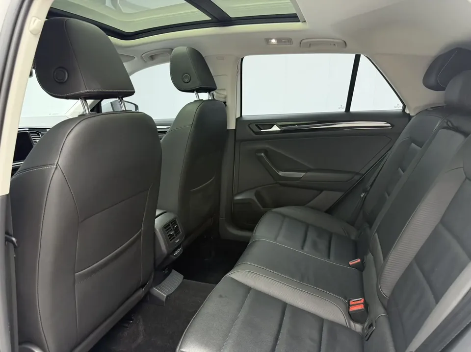 Volkswagen T-Roc Tange 280TSI DSG two-wheel drive comfort PLUS 2023 — миниатюра 4