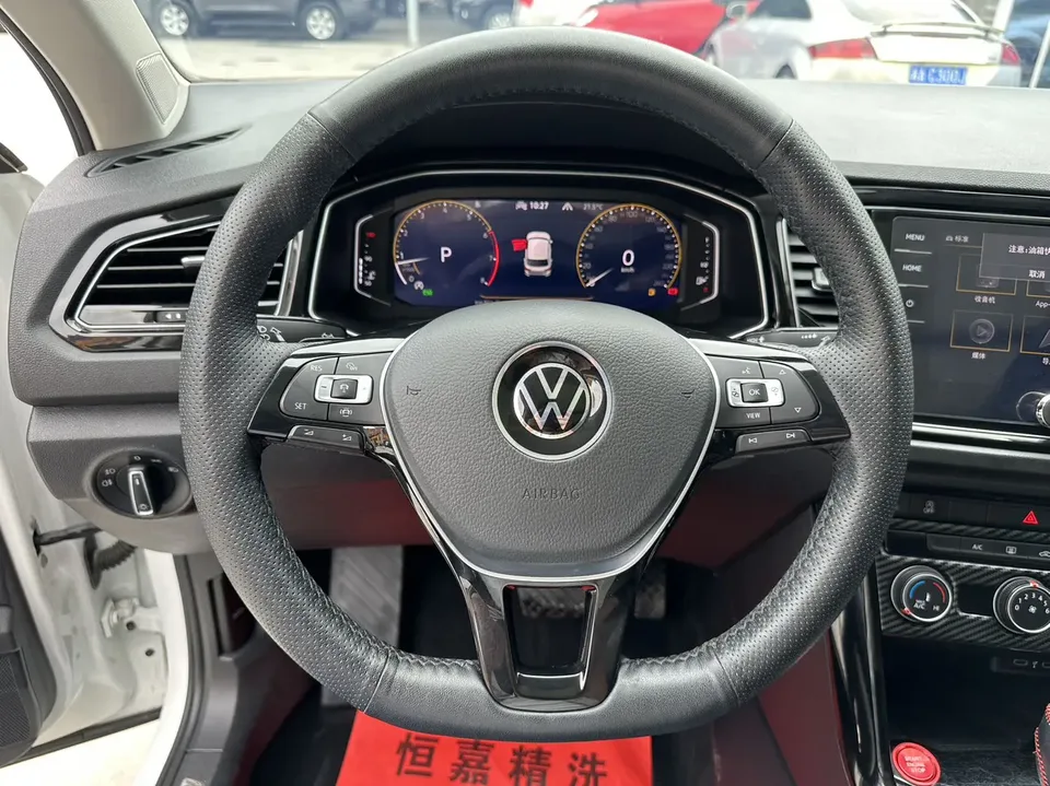 Volkswagen T-Roc T-Roc 2022 Tange 280TSI DSG two-wheel drive comfort PLUS 2022 — thumbnail 3
