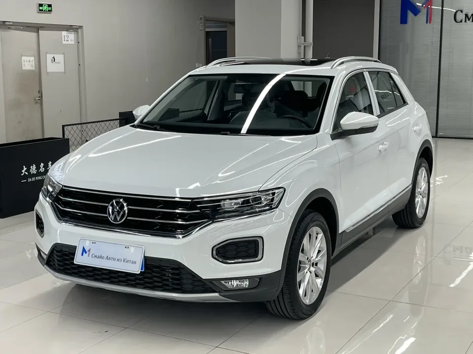Volkswagen T-Roc Tangeu 280TSI DSG two-wheel drive elite intelligent version 2022 — фото 1, купить с доставкой в Москву