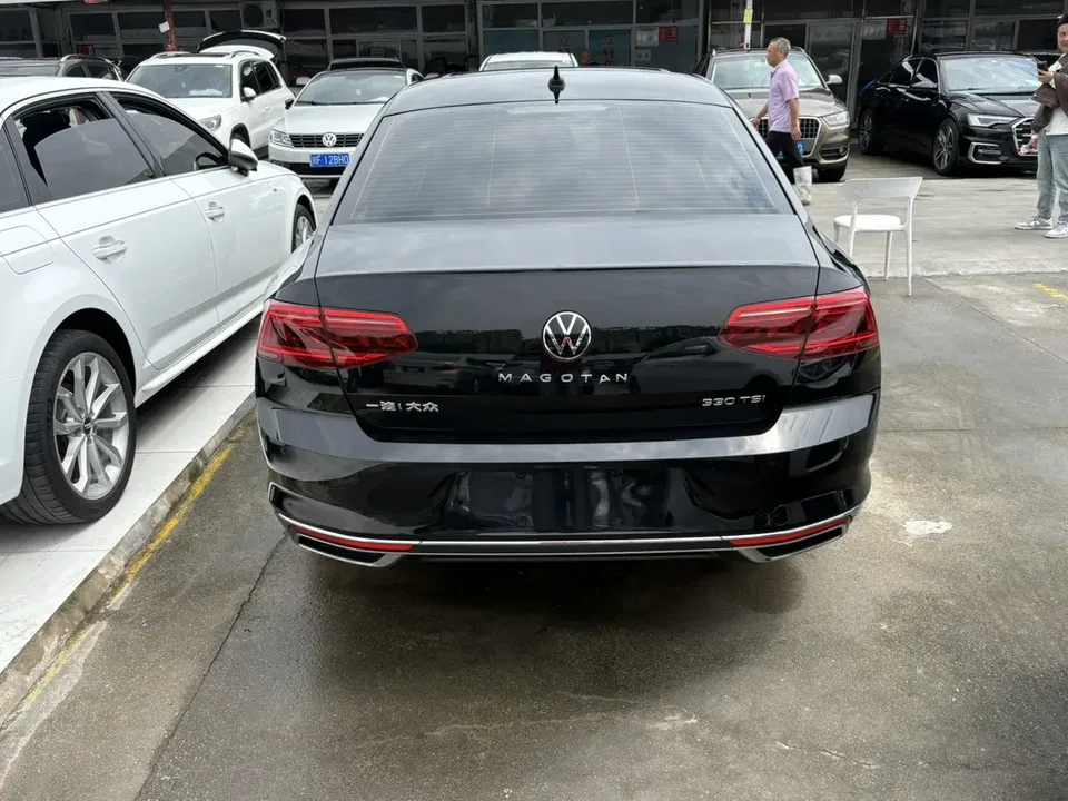 Volkswagen Magotan 330TSI DSG 30th Anniversary Edition 2022 — миниатюра 2