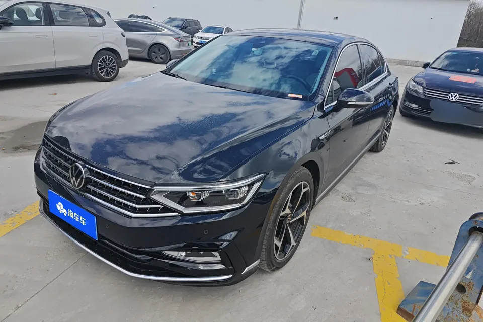 Volkswagen Magotan 2023