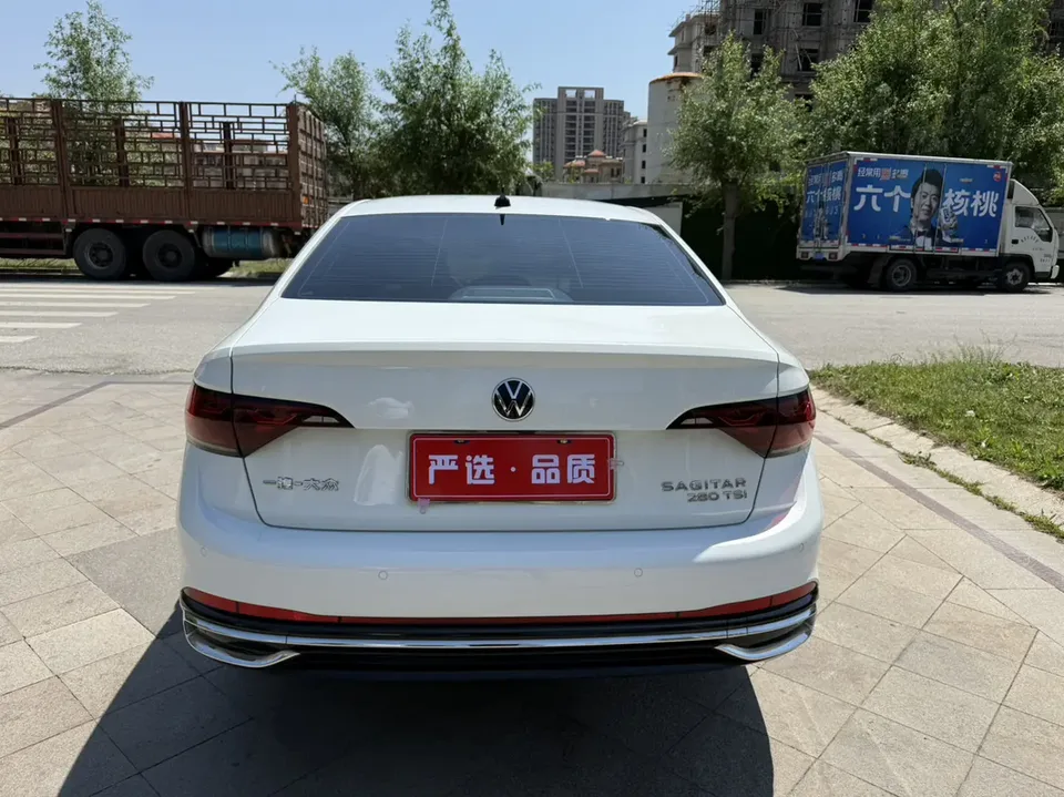 Volkswagen Sagitar 2023 Sagitar 280TSI DSG Beyond Edition 2022 — миниатюра 2