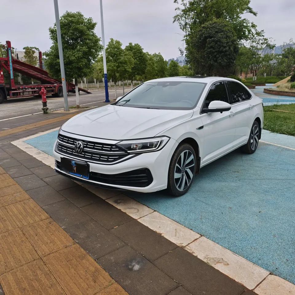 Volkswagen Sagitar 2023