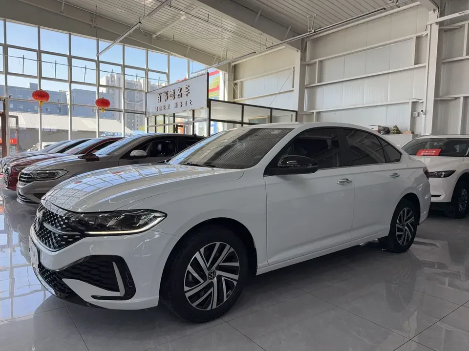 Volkswagen Lavida Lavida 2023 280TSI DSG Starry Sky Edition 2022 — фото 1, купить с доставкой в Москву