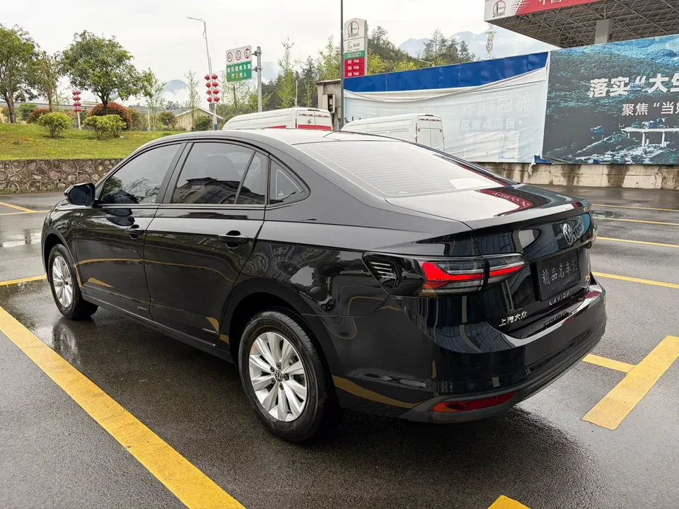 Volkswagen Lavida Volkswagen Lavida Elite 1.5L Outstanding New Edition 2025 — миниатюра 4