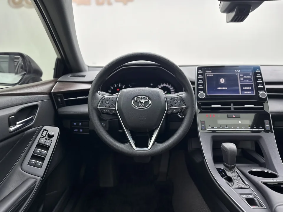 Toyota Avalon 2.0L Advanced Edition National VI 2022 — миниатюра 3