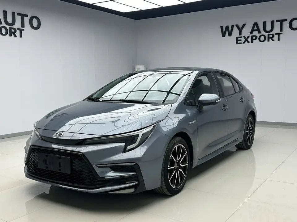 Toyota Levin Lei Ling 2023 Levin Hybrid 1.8L Sports Edition 2023 — photo 1, buy with delivery to Moscow