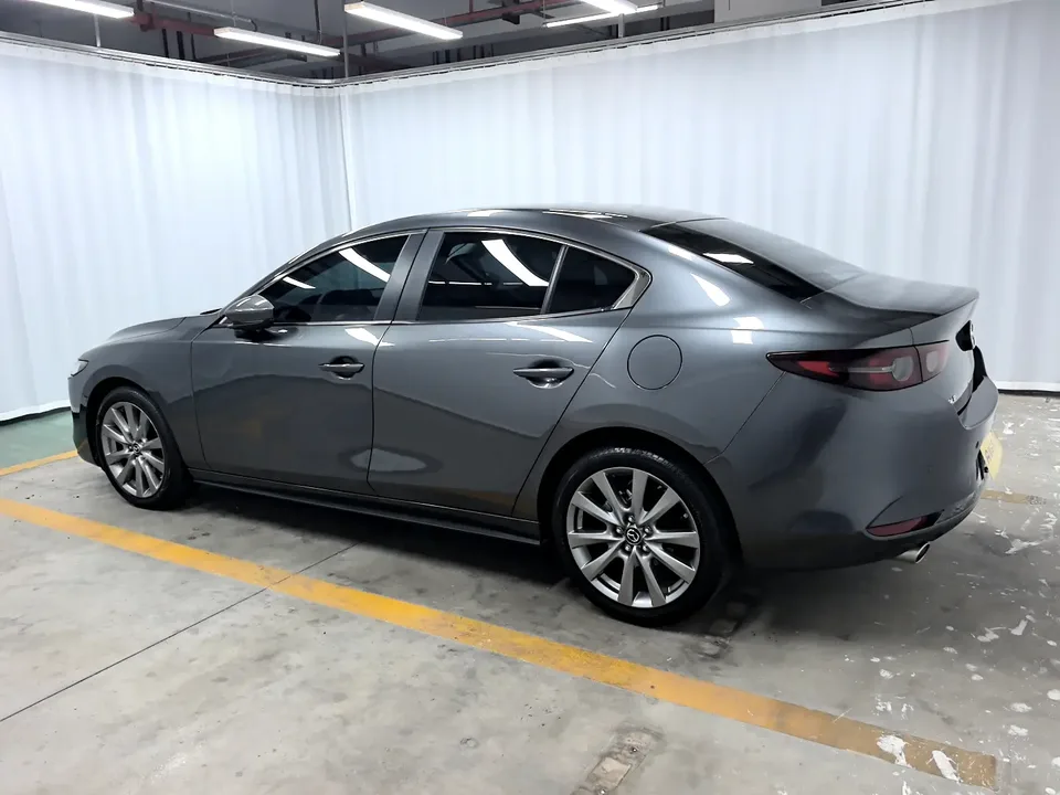 Mazda Axela 2.0L Automatic Elegant Edition 2024 — миниатюра 2