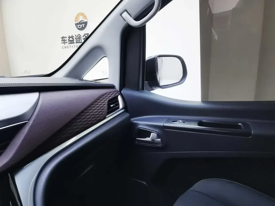 JAC Ruifeng M3 Ruifeng M3 2024 PLUS 2.0L HEV Comfort Edition 2023 — миниатюра 3