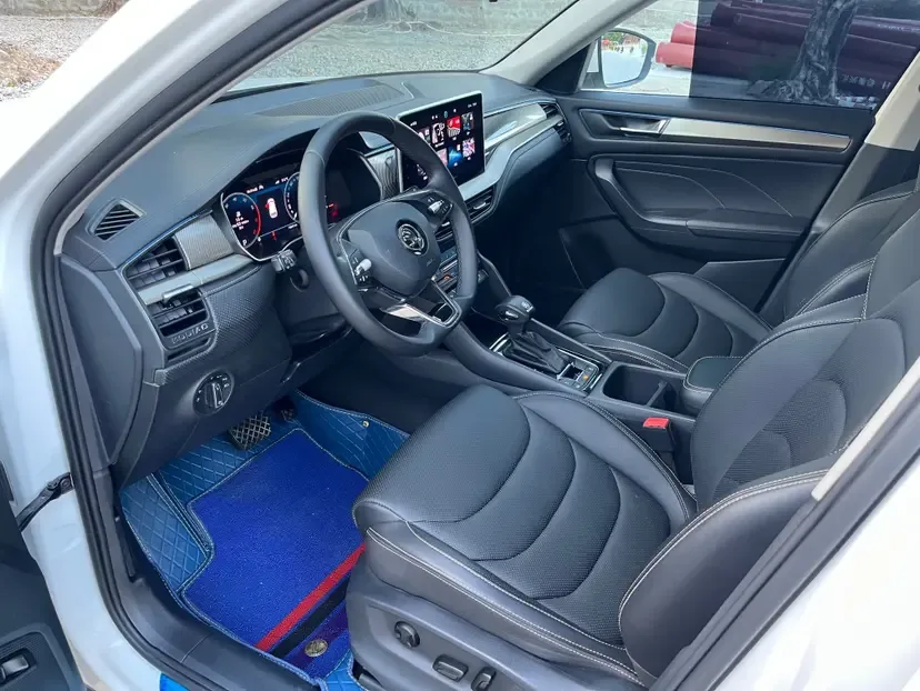 Skoda Kodiaq TSI330 7-seat two-wheel drive luxury version 2022 — миниатюра 3