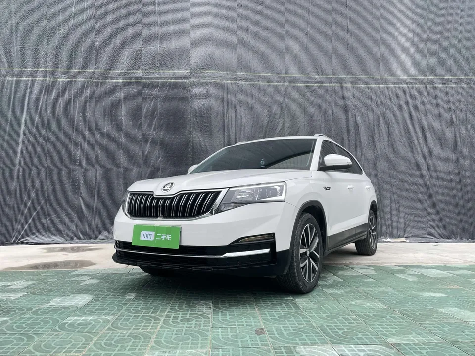 Skoda Comek 1.5L automatic comfort version 2022 — фото 1, купить с доставкой в Москву