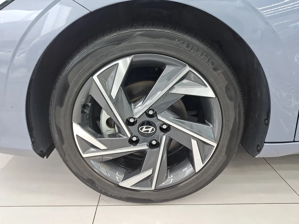 Hyundai Elantra Elantra 2023 1.5L CVT LUX Premium Edition 2024 — thumbnail 2