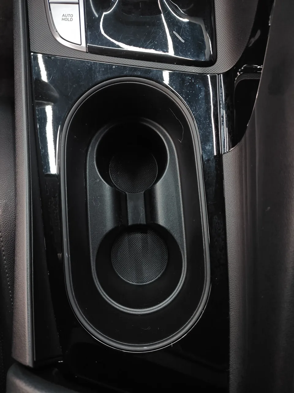 Hyundai Elantra Elantra 2023 1.5L CVT LUX Premium Edition 2024 — thumbnail 4