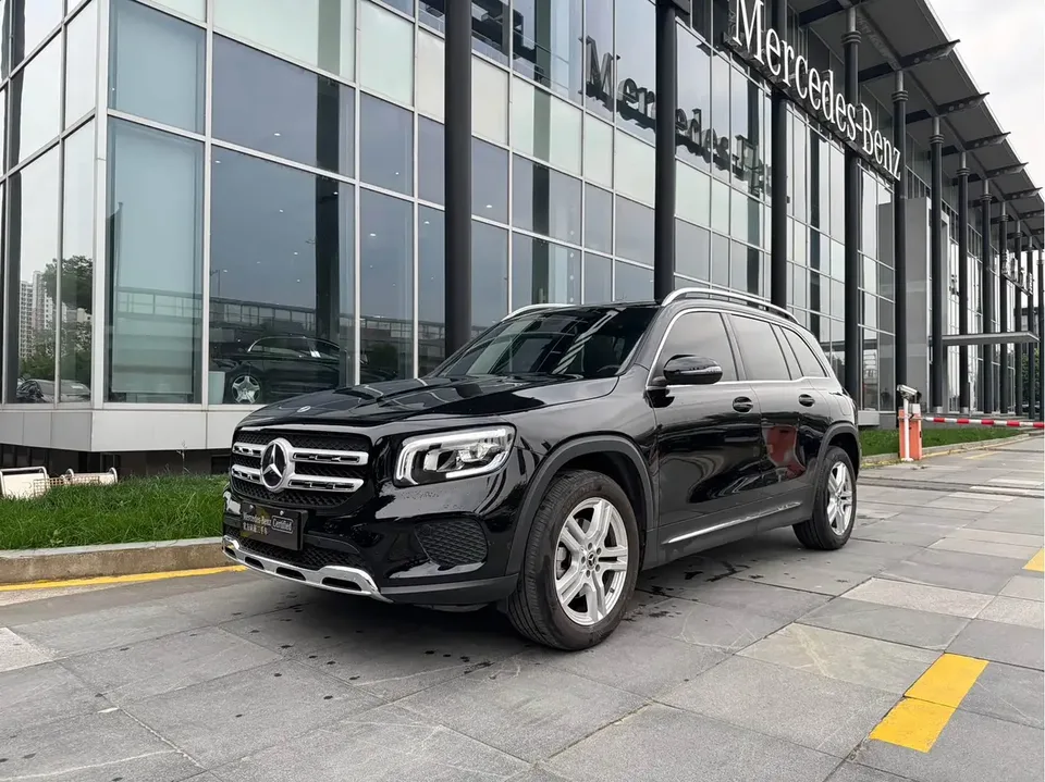 Mercedes-Benz GLB-Class 2023