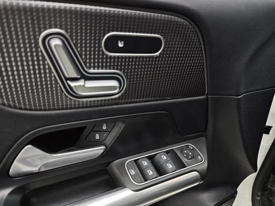 Mercedes-Benz GLA Mercedes-Benz GLA 2023 GLA 200 2023 — миниатюра 4