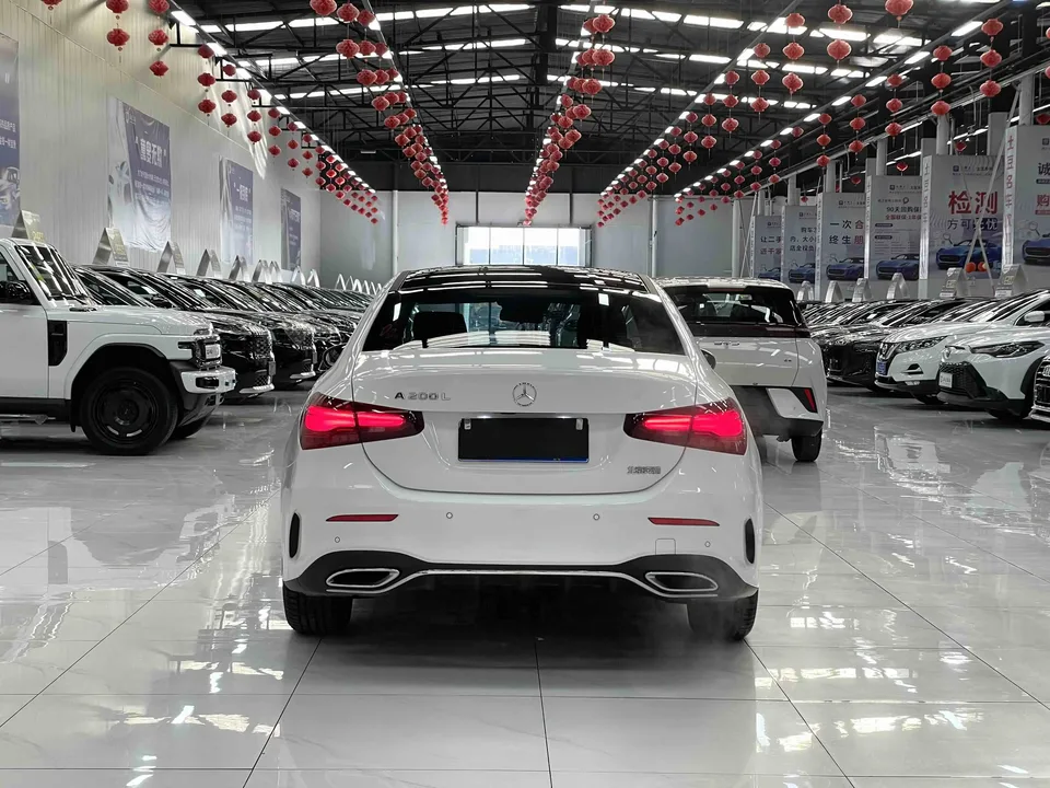 Mercedes-Benz Mercedes Benz A Class Mercedes-Benz A-Class 2023 A 200 L Sports Sedan Fashion Edition 2023 — миниатюра 2