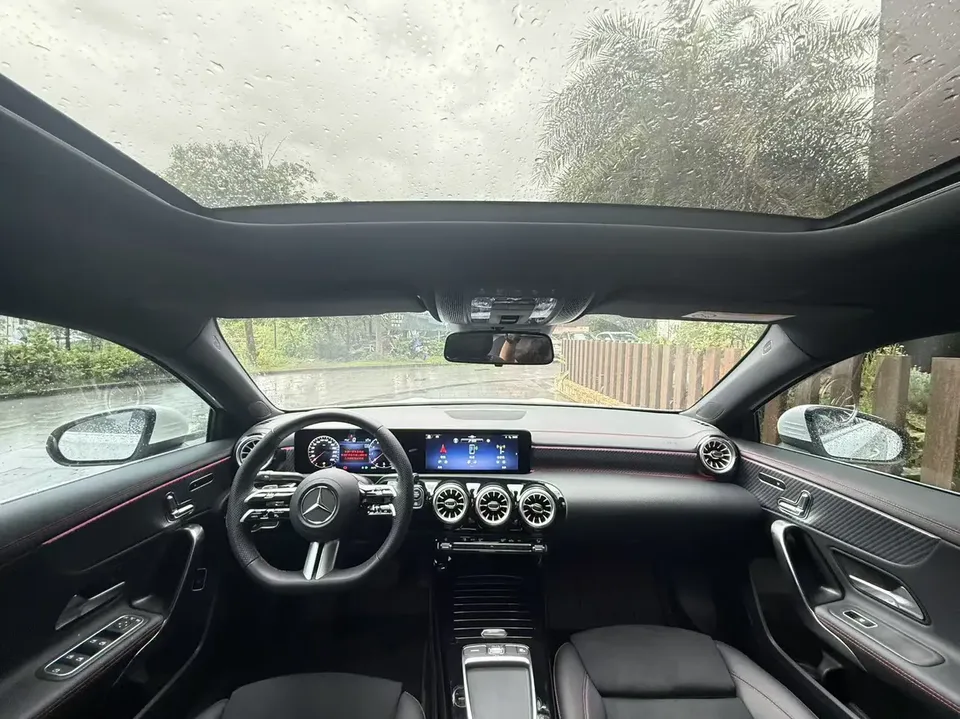 Mercedes-Benz Mercedes Benz A Class Mercedes-Benz A-Class 2024 A 200 L Dynamic Edition 2024 — миниатюра 2