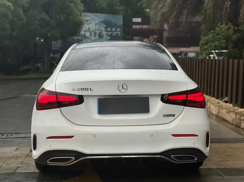Mercedes-Benz Mercedes Benz A Class Mercedes-Benz A-Class 2024 A 200 L Dynamic Edition 2024 — миниатюра 5