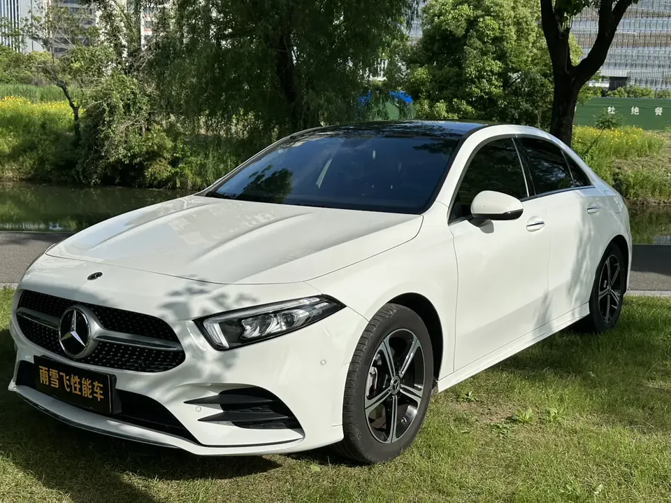 Mercedes-Benz Mercedes Benz A Class 2023