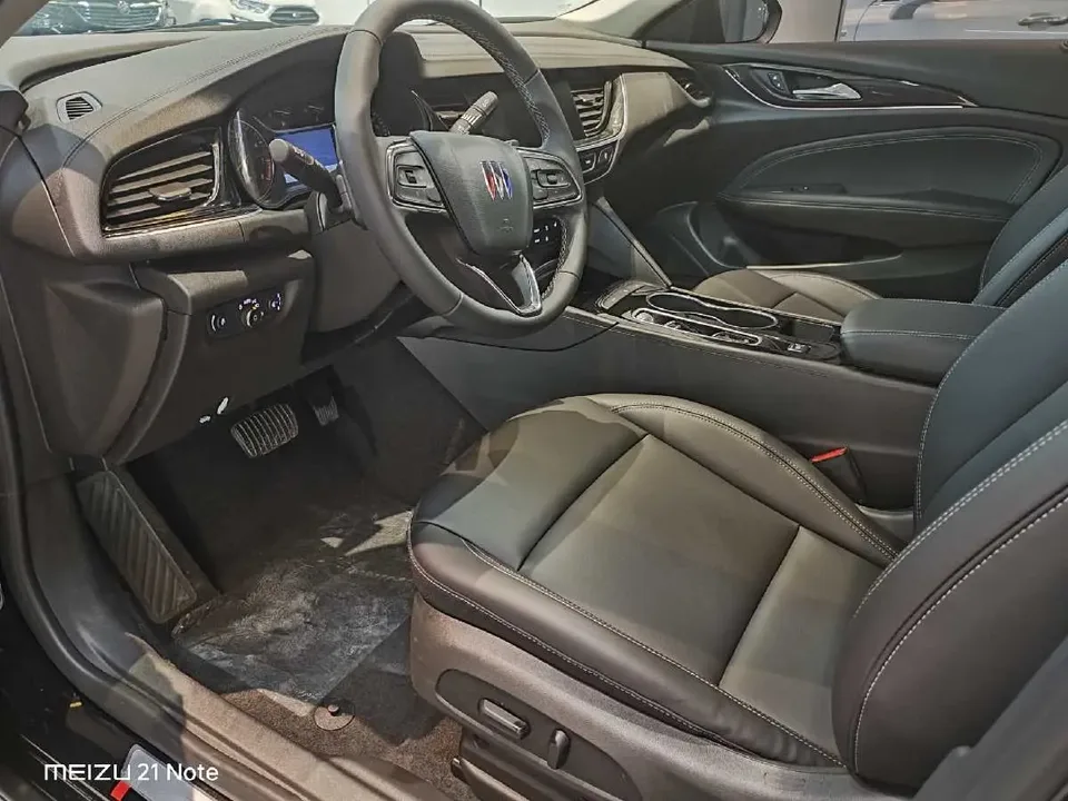 Buick Majesty Regal 2024 25T Super Edition 2025 — миниатюра 3