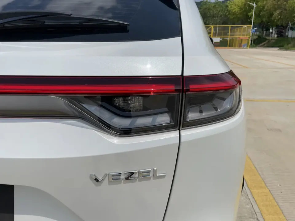 Honda VEZEL Binzhi 2023 1.5L CVT Pioneer Edition 2023 — миниатюра 3