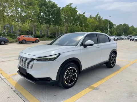Honda VEZEL 2023 buy in Moscow